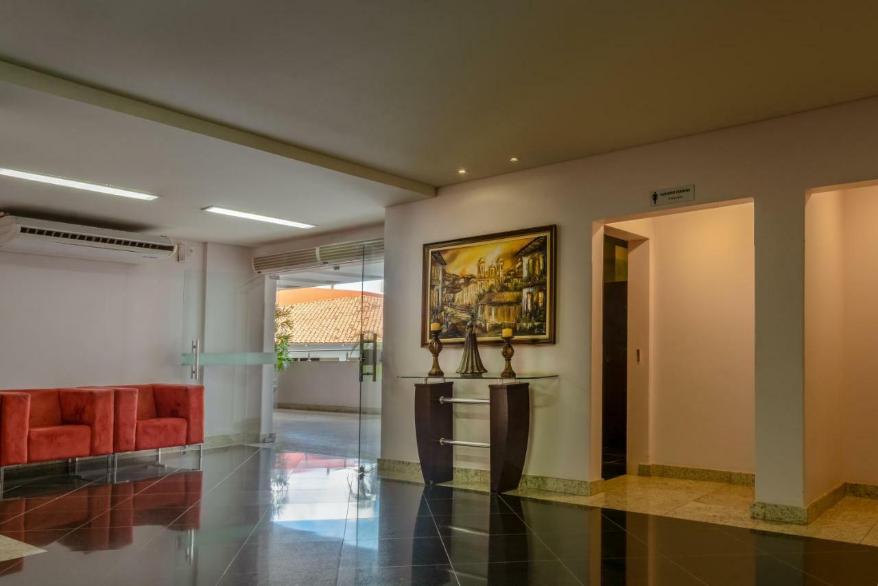 Lindoya Hotel Catalao Exterior photo
