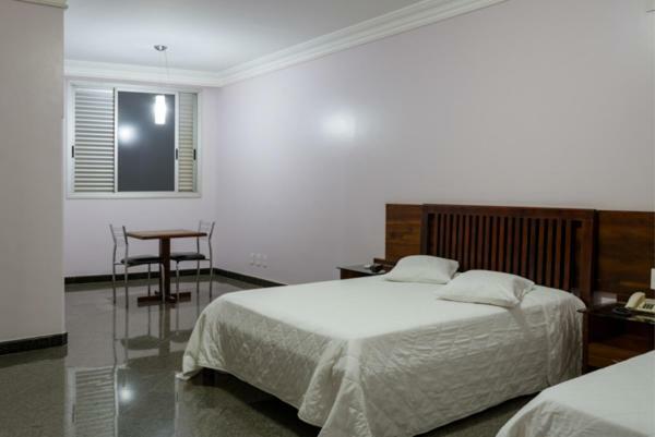 Lindoya Hotel Catalao Exterior photo